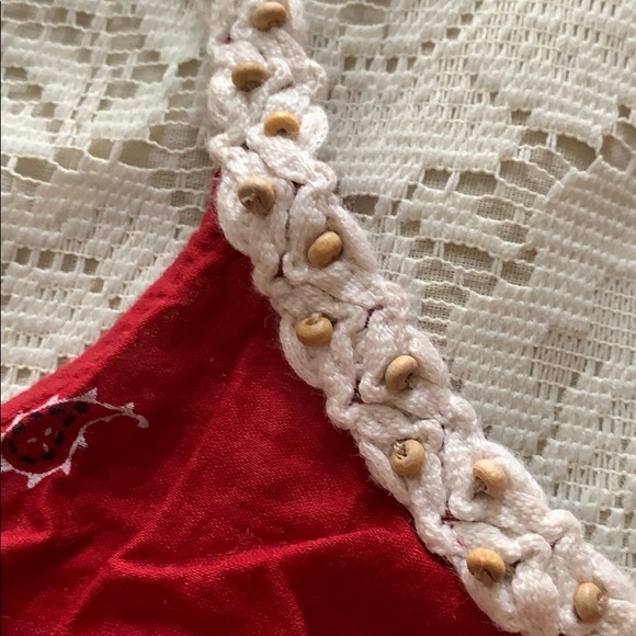 Red tank - Picture 3 of 4